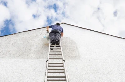 Peinture extérieure à la Brillanne — façades et ravalement